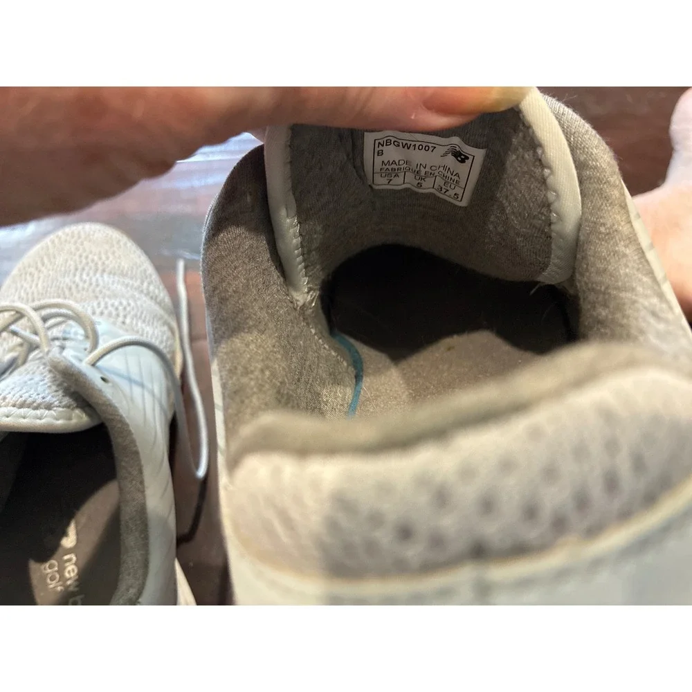 New Balance Minimus Golf Shoes Womens 7 Grey NBGW1007 Spikeless Mesh Athletic